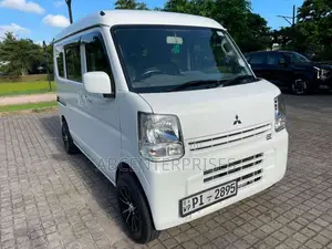 Mitsubishi MiniCab 2015 Van (Used)