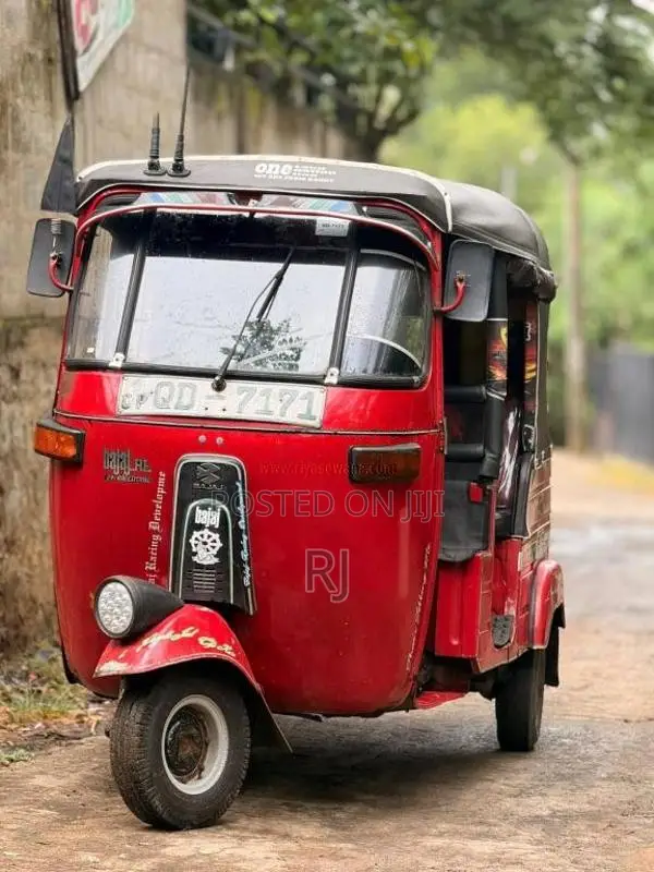 Bajaj RE 2006 Three Wheel (Used)