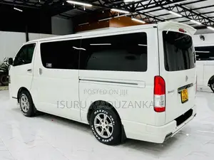 Toyota KDH Dark Prime 2015 Van (Used)