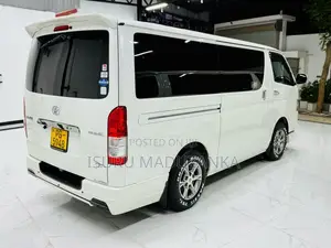 Toyota KDH Dark Prime 2015 Van (Used)