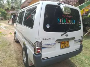 Nissan Vanette 2000 Van (Used)