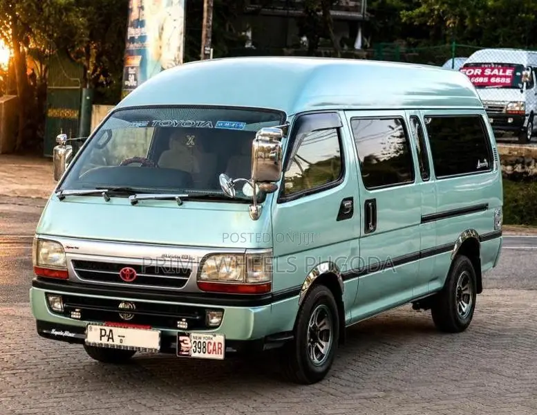 Toyota Dolphin High Roof Super Long 2005 Van (Used)
