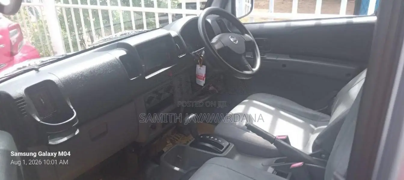 Nissan Clipper 2012 Van (Used)
