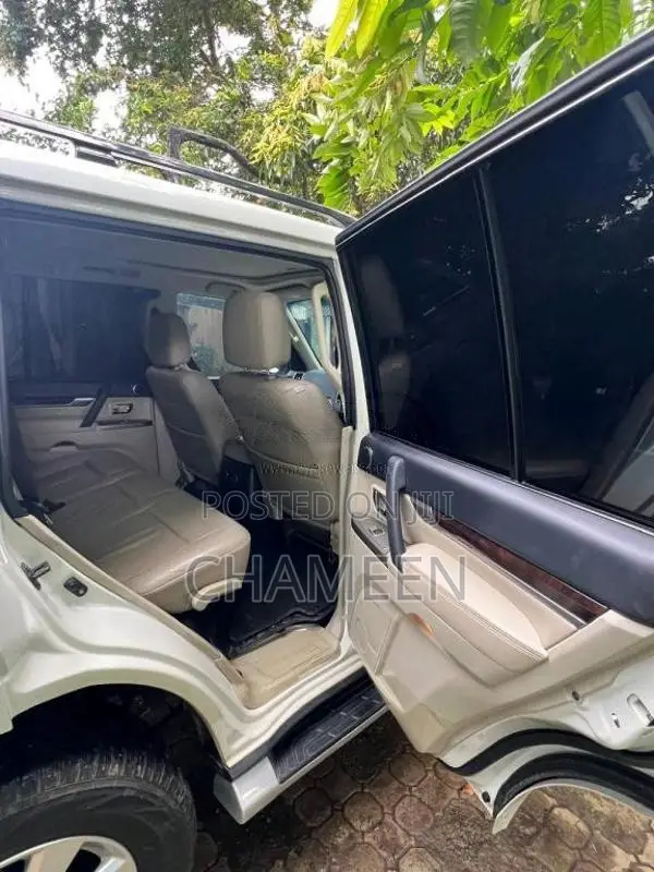 Mitsubishi Montero 2015 SUV (Used)