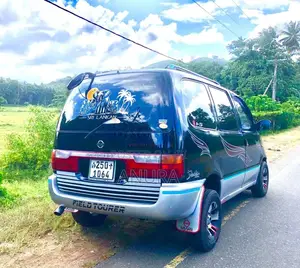 Nissan Serena 1999 Van (Used)
