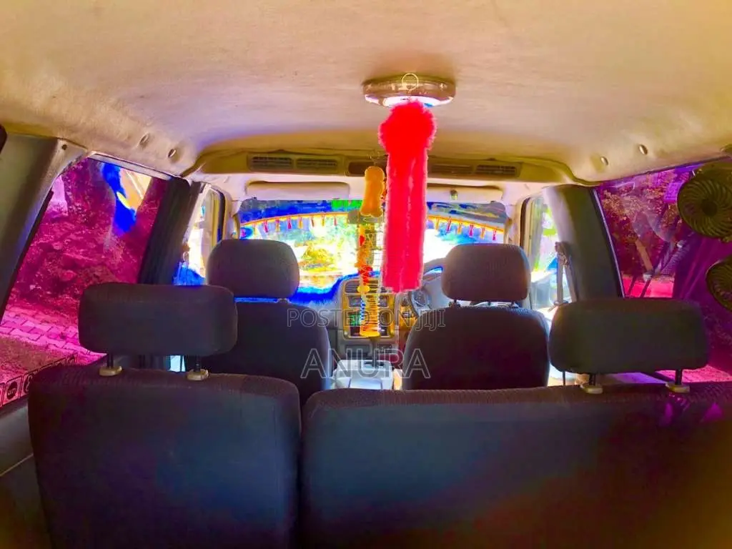 Nissan Serena 1999 Van (Used)