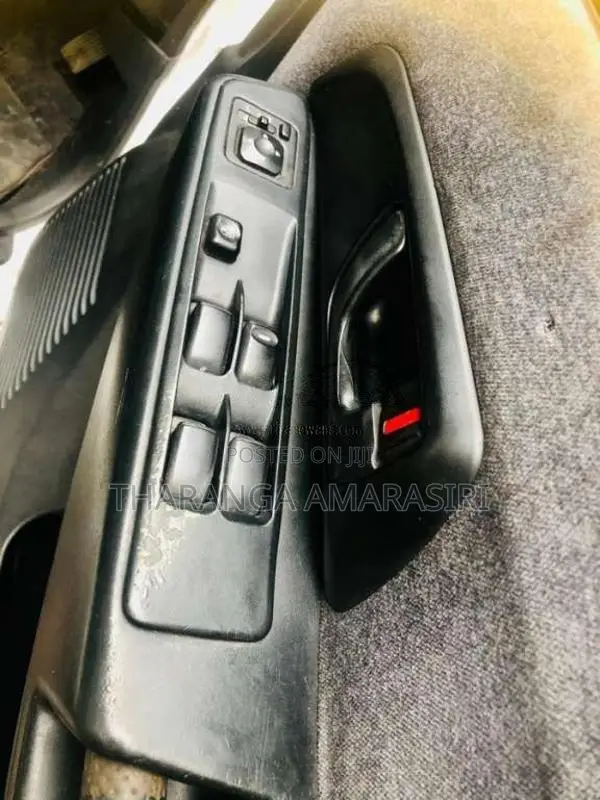 Mitsubishi Pajero Io 2000 SUV (Used)