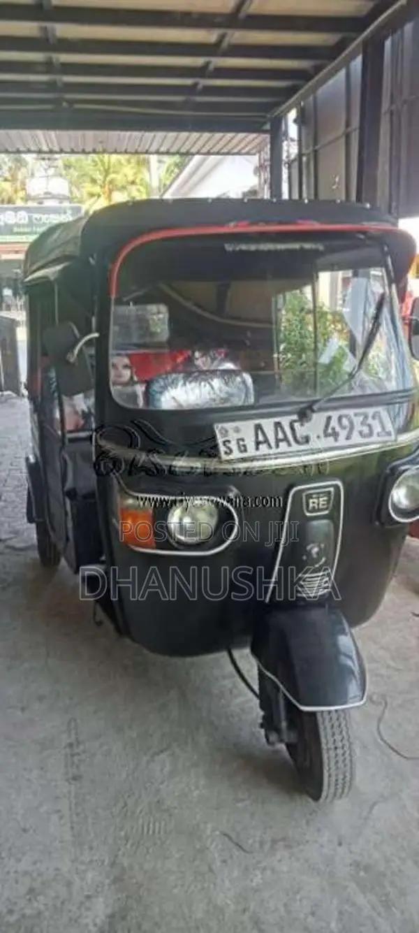 Bajaj Re 205 2012 Three Wheel (Used)