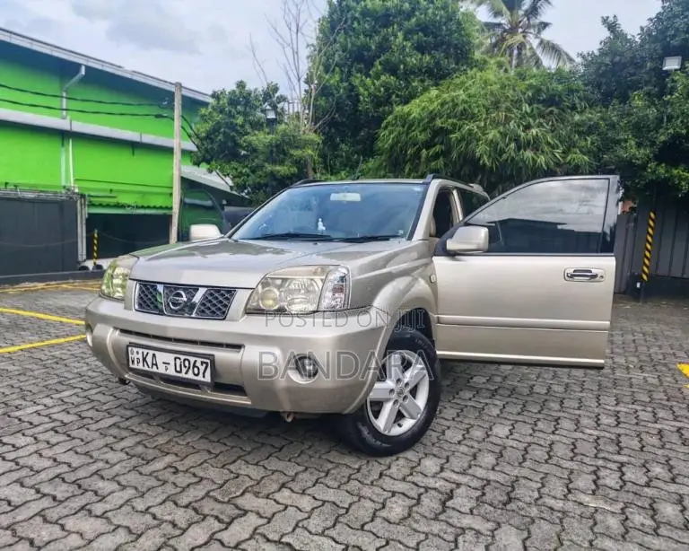 Nissan X-trail T30 2005 SUV (Used)