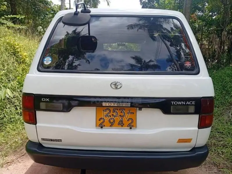 Toyota TownAce CR27 1994 Van (Used)