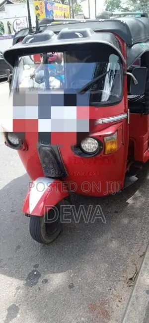 Bajaj 4 Stroke 2008 Three Wheel (Used)