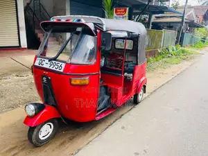 Bajaj 2 Stroke 2005 Three Wheel (Used)
