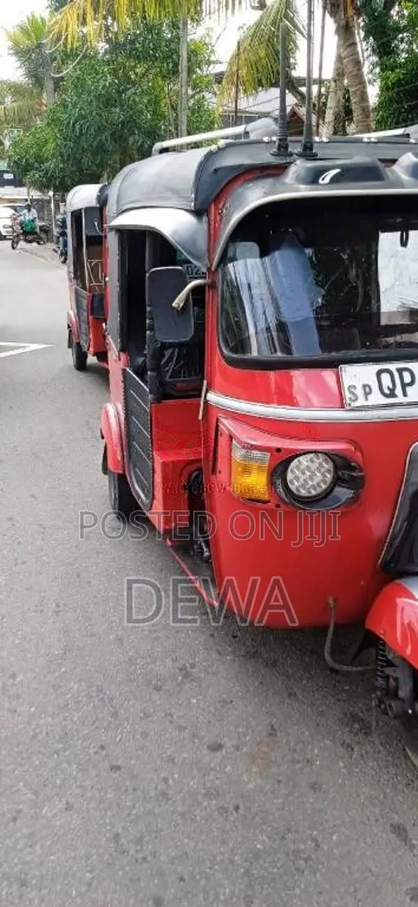 Bajaj 4 Stroke 2008 Three Wheel (Used)