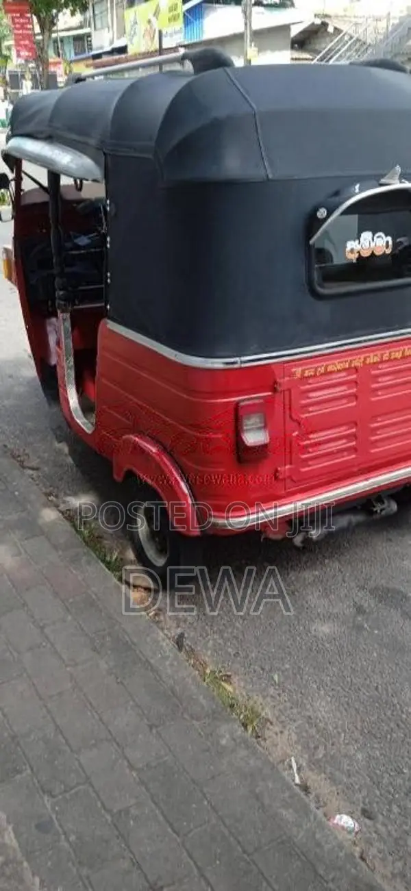 Bajaj 4 Stroke 2008 Three Wheel (Used)