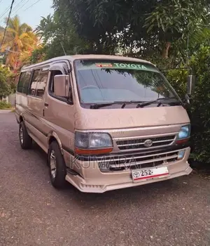 Toyota Dolphin 1994 Van (Used)