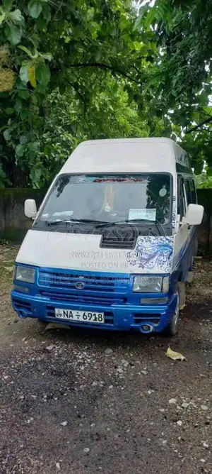 Tata Winger 2008 Van (Used)