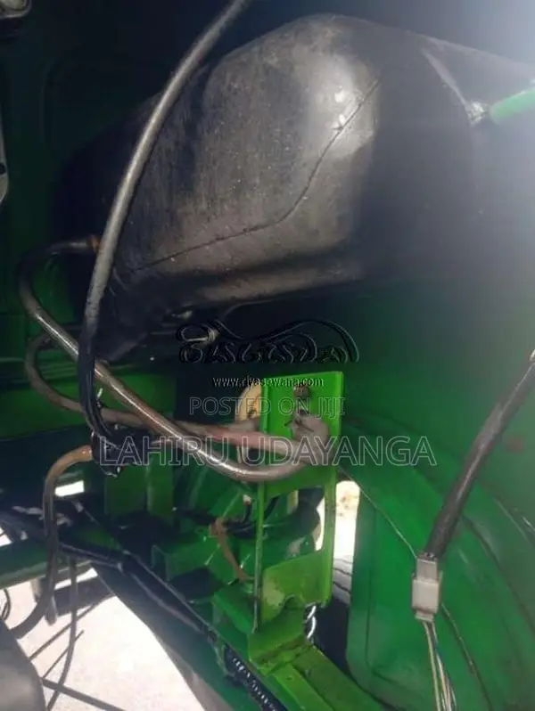 Bajaj 4 Stroke 2009 Three Wheel (Used)