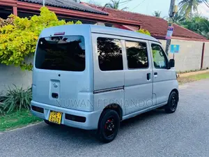 Daihatsu Hijet 2013 Van (Used)