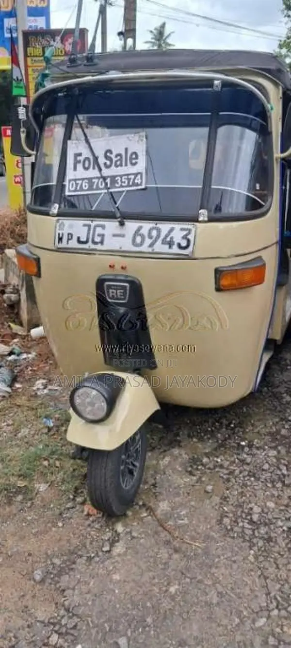 Bajaj 2 Stroke 2004 Three Wheel (Used)