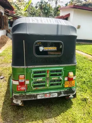 Bajaj RE 2006 Three Wheel (Used)