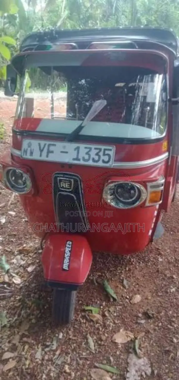 Bajaj RE 205 2011 Three Wheel (Used)