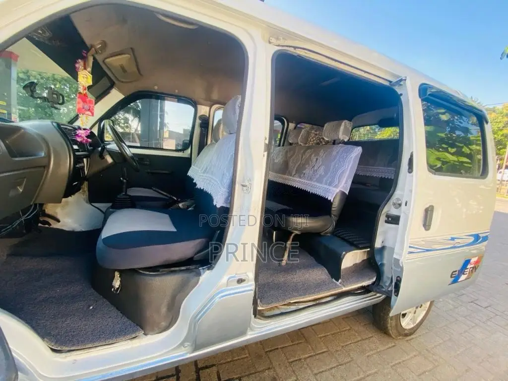 Suzuki Every DA 52 2000 Van (Used)