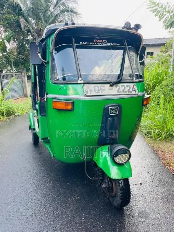 Bajaj RE 2006 Three Wheel (Used)