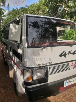 Mitsubishi L300 1981 Van (Used)