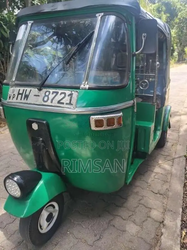 Bajaj 2 Stroke 2003 Three Wheel (Used)