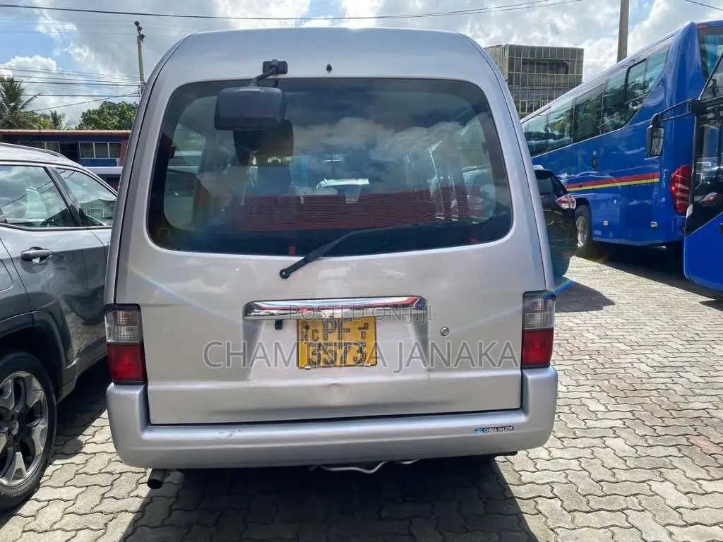 Mazda Bongo 2007 Van (Used)