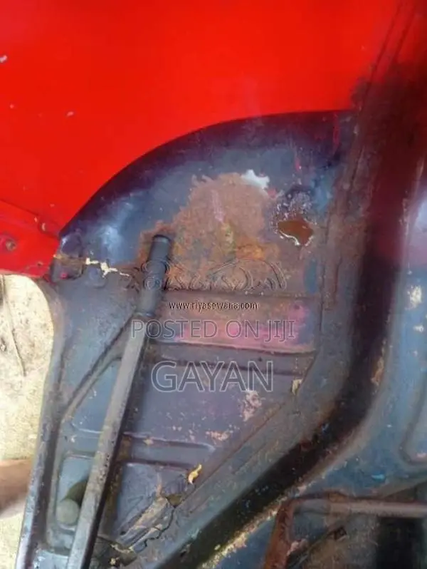 Bajaj 2 Stroke 2004 Three Wheel (Used)