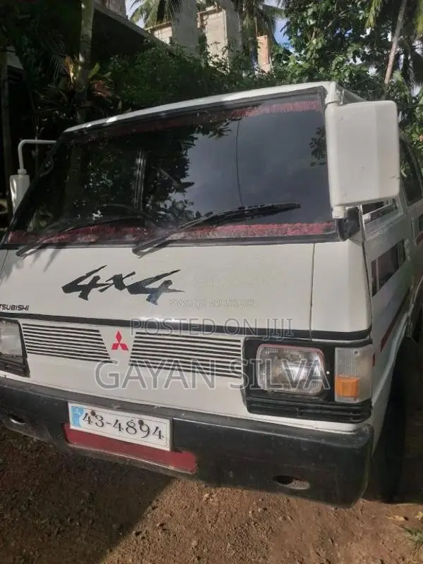 Mitsubishi L300 1981 Van (Used)