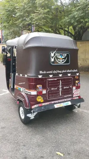 Bajaj RE 1999 Three Wheel (Used)