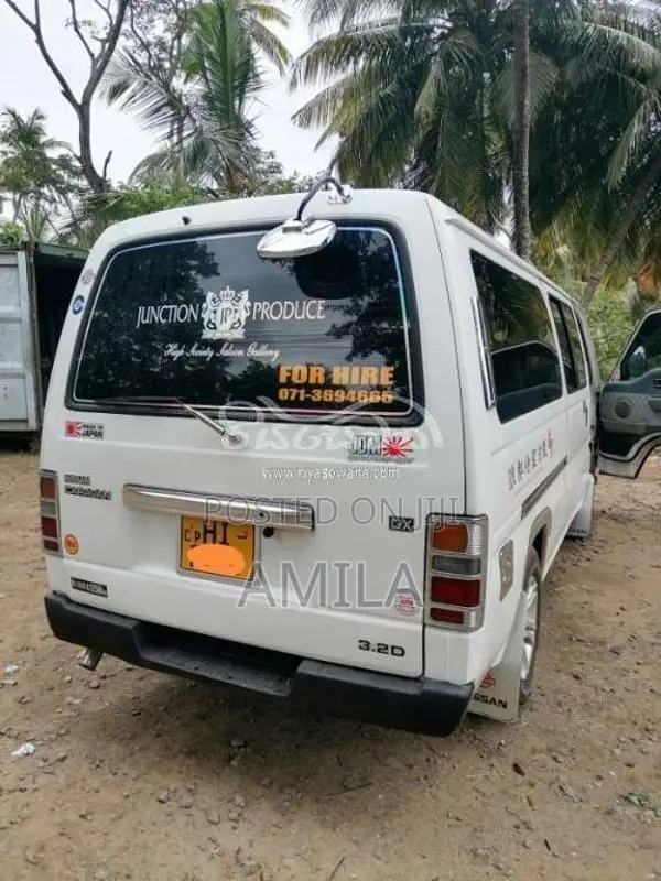Nissan Caravan 1998 Van (Used)