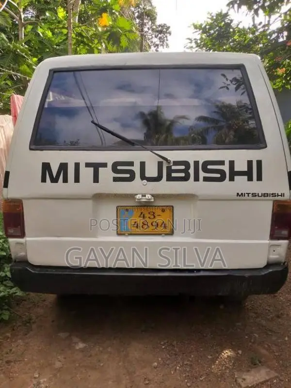 Mitsubishi L300 1981 Van (Used)