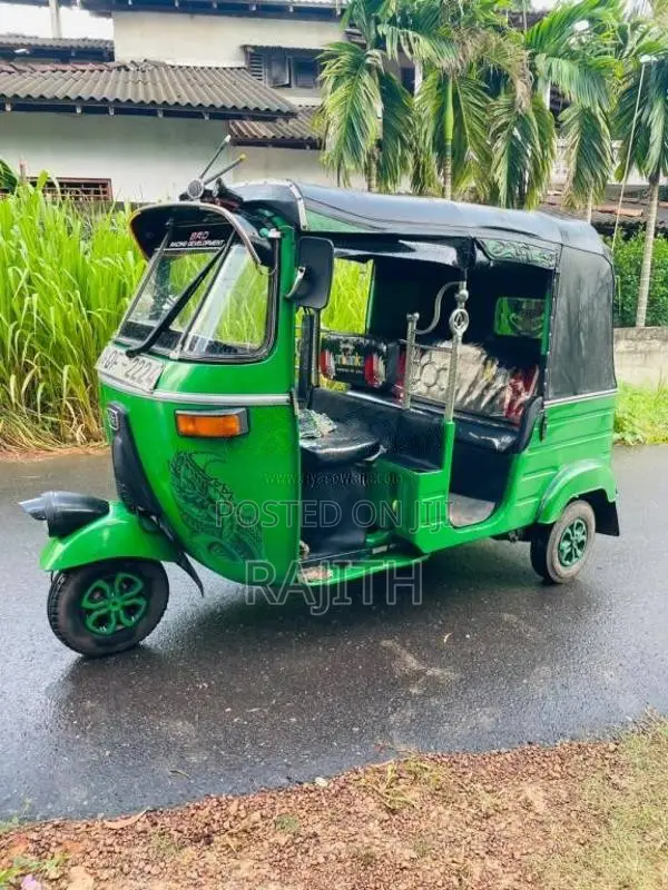 Bajaj RE 2006 Three Wheel (Used)