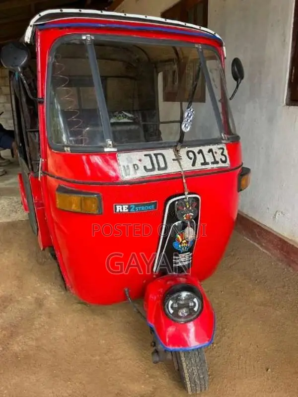 Bajaj 2 Stroke 2004 Three Wheel (Used)