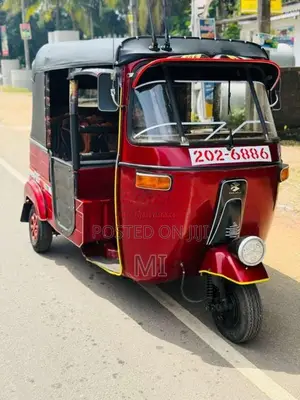 Bajaj 2 Stroke 1990 Three Wheel (Used)