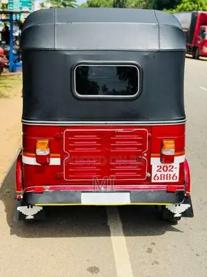 Bajaj 2 Stroke 1990 Three Wheel (Used)