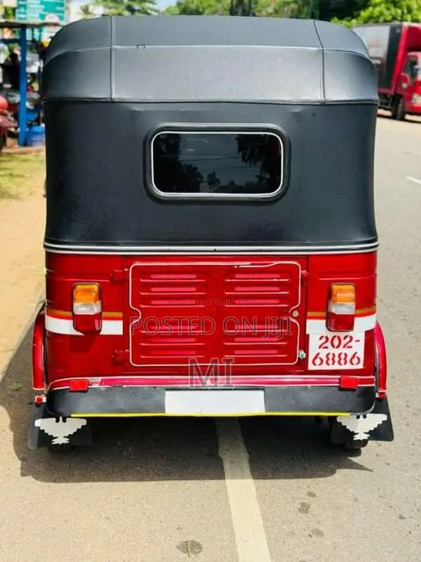 Bajaj 2 Stroke 1990 Three Wheel (Used)