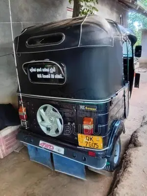 Bajaj 4 Stroke 2007 Three Wheel (Used)