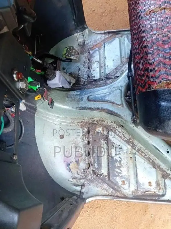 Bajaj 4 Stroke 2007 Three Wheel (Used)