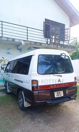 Mitsubishi Po15 1991 Van (Used)