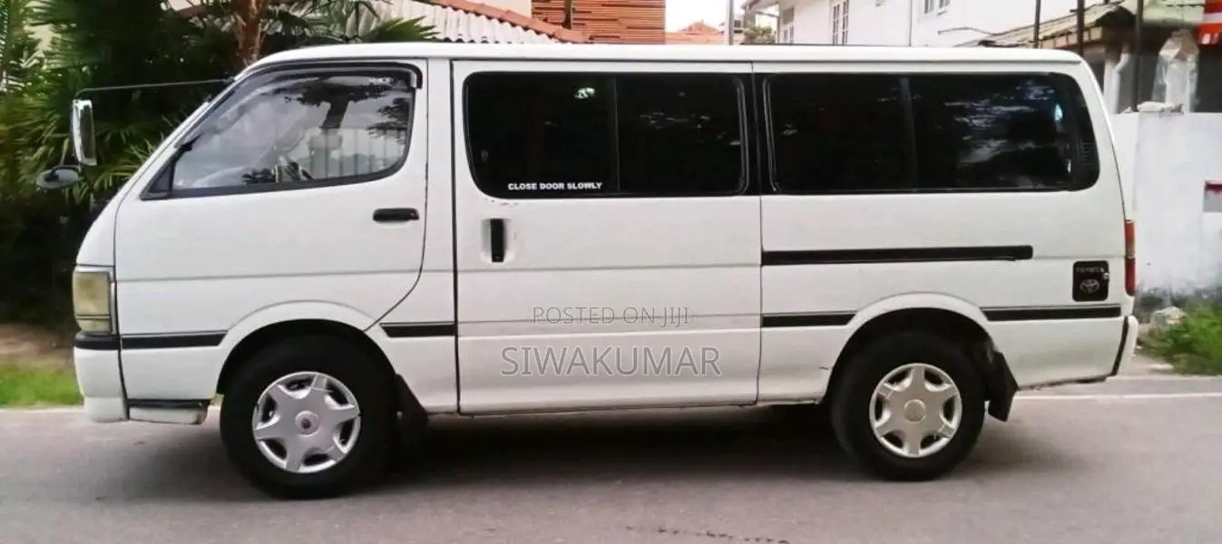 Toyota 113 1994 Van (Used)