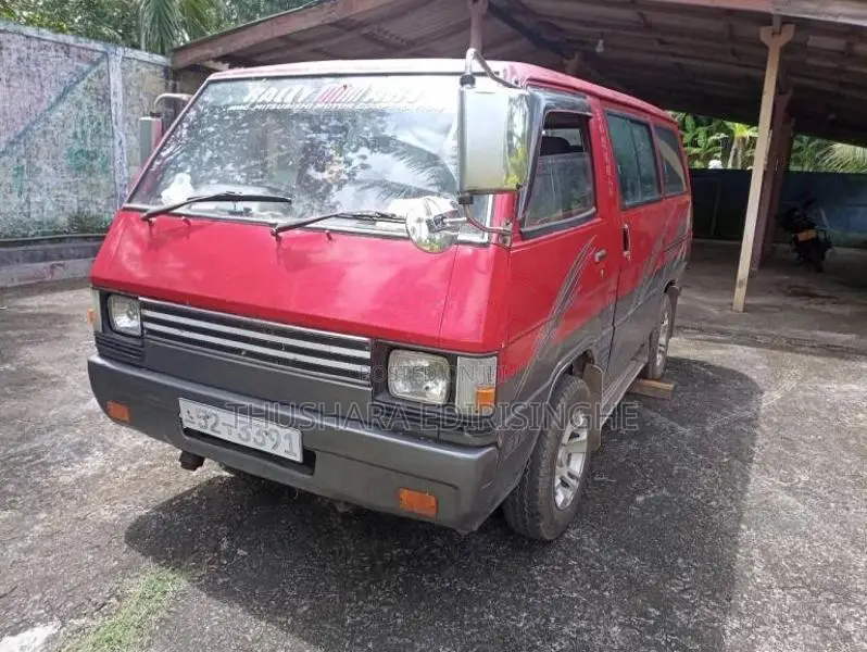Mitsubishi L300 1984 Van (Used)