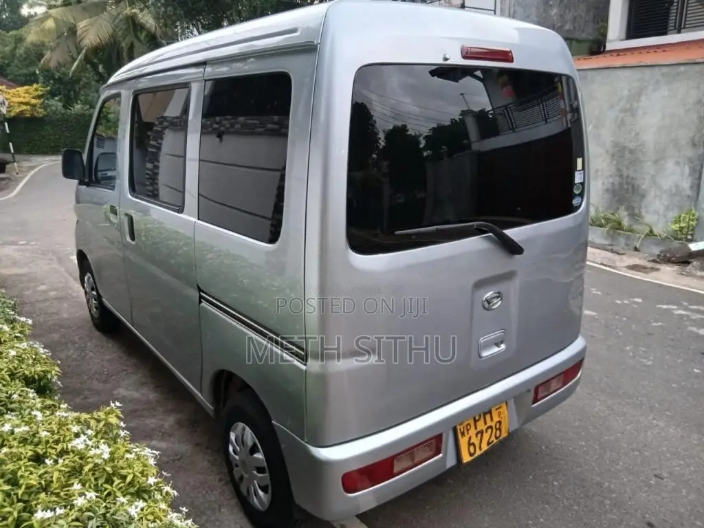 Daihatsu Hijet 2014 Van (Used)