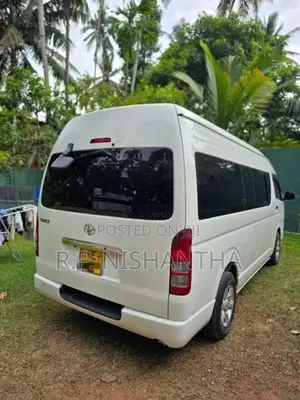 Toyota KDH High Roof 2013 Van (Used)