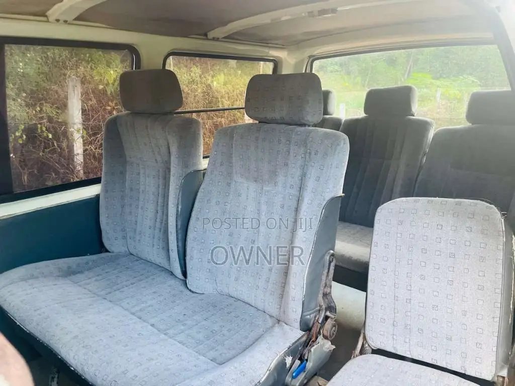 Nissan Vanette 1988 Van (Used)