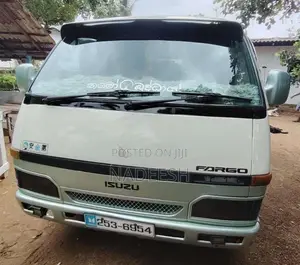 Isuzu Fargo 1994 Van (Used)