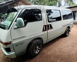 Isuzu Fargo 1994 Van (Used)